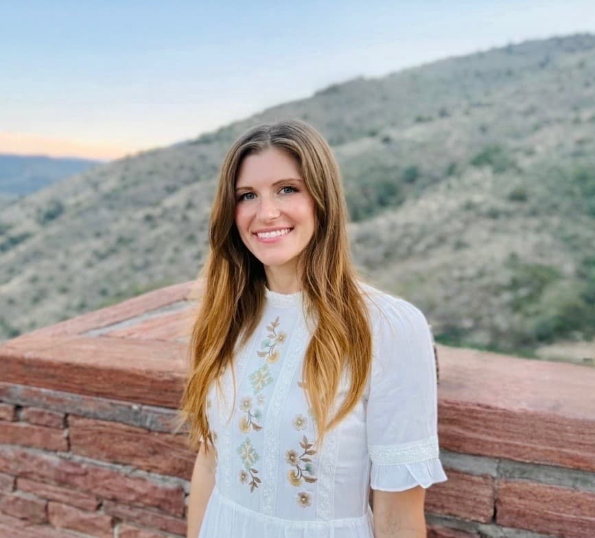 Lindsay, MSN, FNP-C